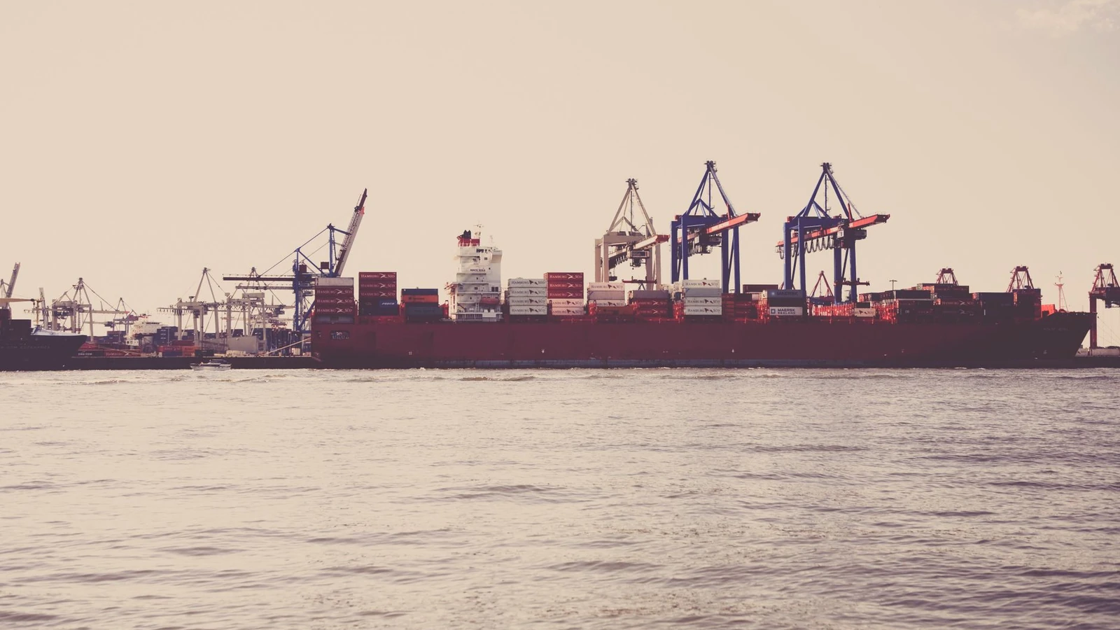 EU CUSTOMS CHANGES 2026: WHAT EVERY SHIPPER MUST KNOW